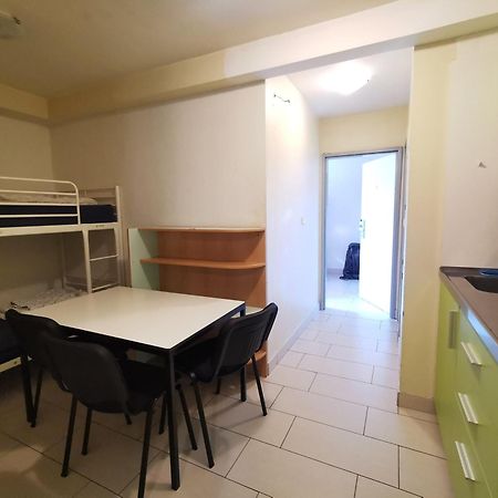 Simbol Rooms With Free Private Parking Ljubljana Phòng bức ảnh
