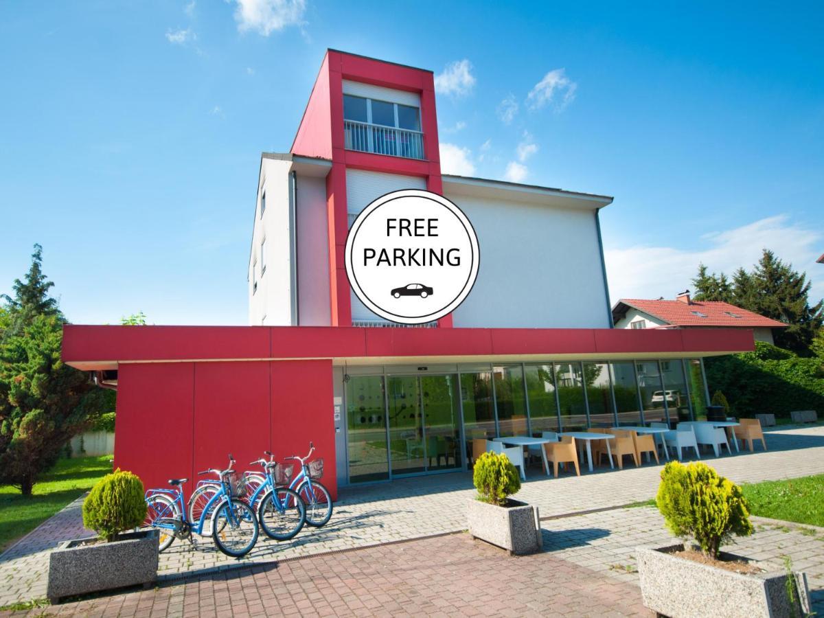 Simbol Rooms With Free Private Parking Ljubljana Ngoại thất bức ảnh
