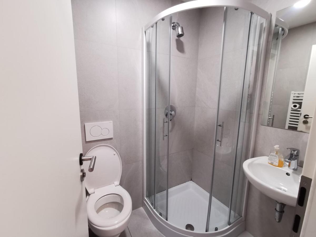 Simbol Rooms With Free Private Parking Ljubljana Ngoại thất bức ảnh