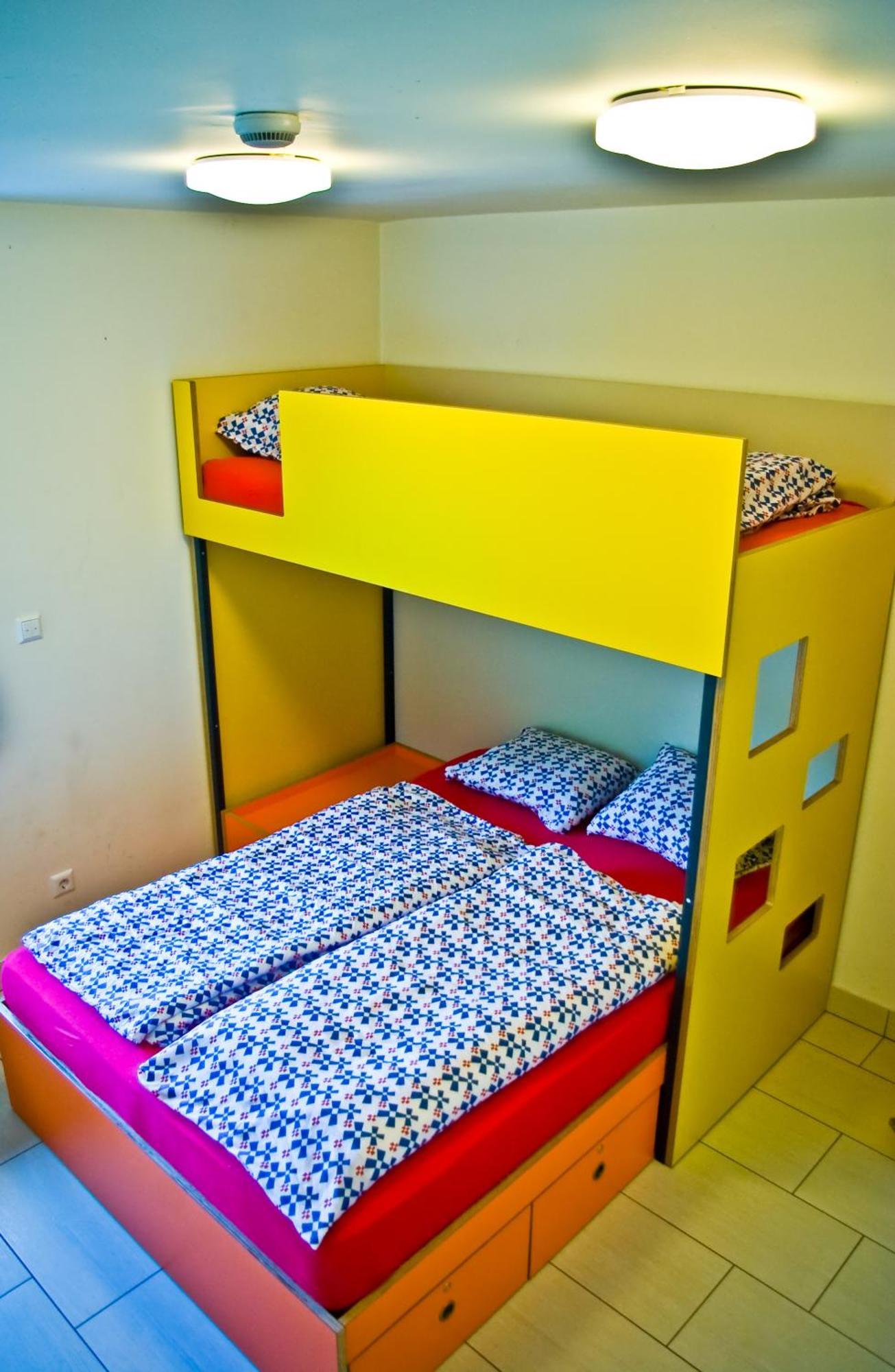 Simbol Rooms With Free Private Parking Ljubljana Ngoại thất bức ảnh